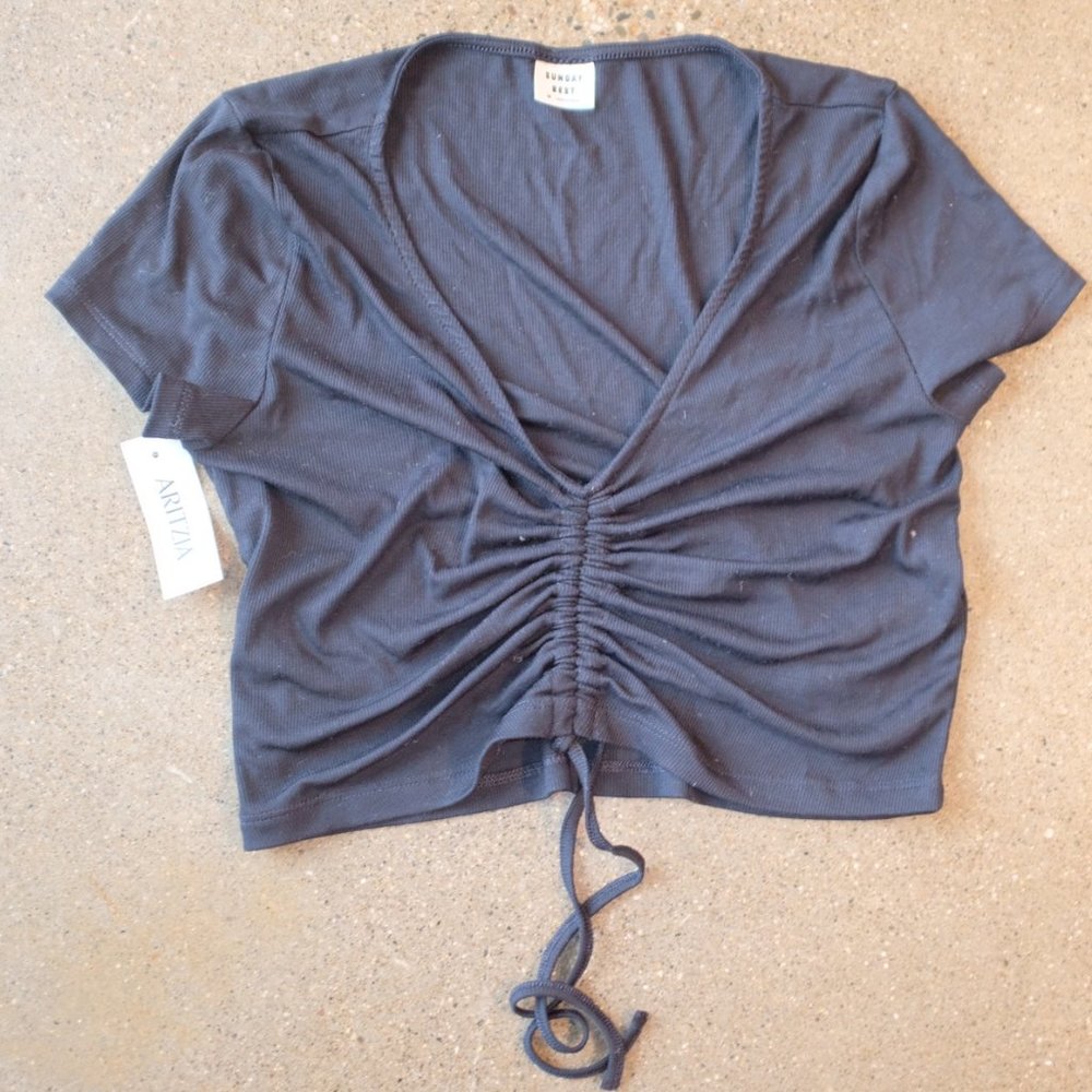 Aritzia SUNDAY BEST RUE T-SHIRT